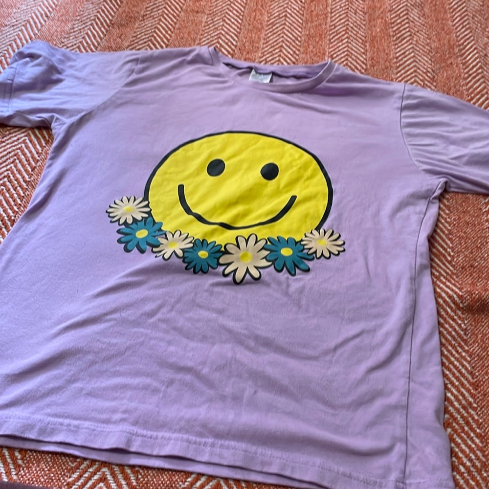 Girls t shirt 3 for 12 🤩